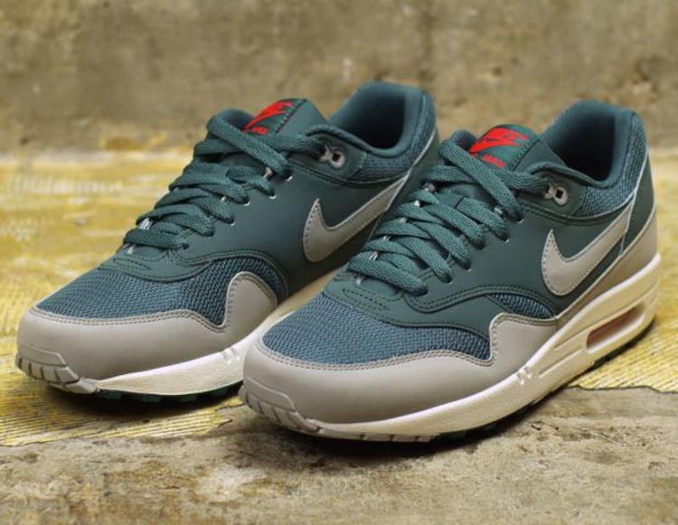 Nike Air Max 1 Hasta
