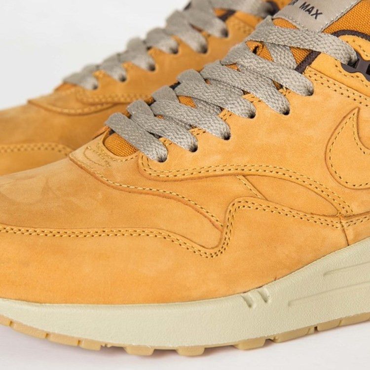 Nike Air Max 1 Wheat Pack (2015)
